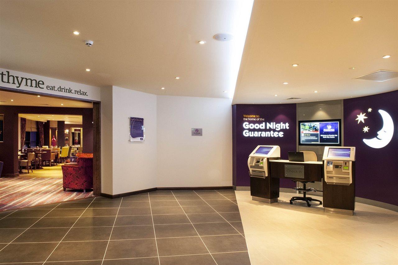 Premier Inn Bath City Centre Exteriör bild