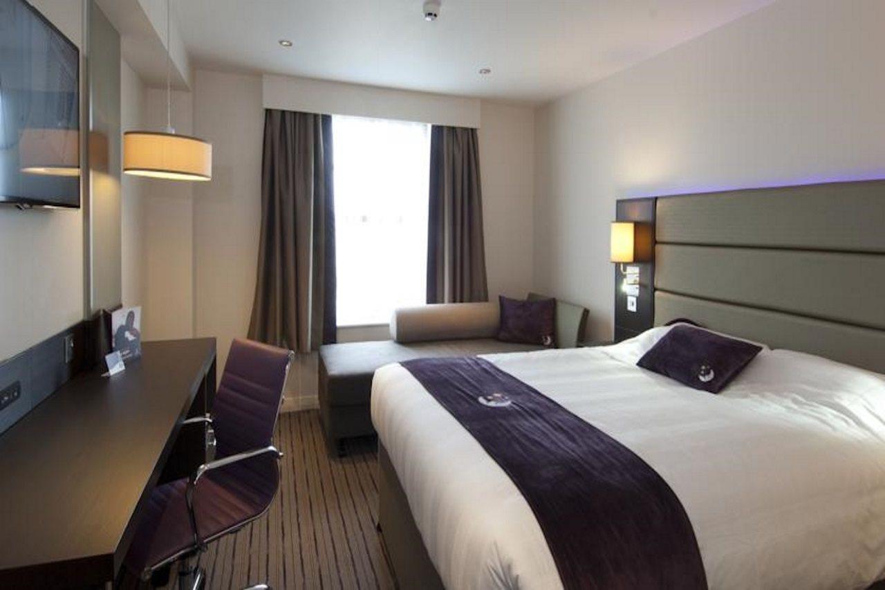 Premier Inn Bath City Centre Exteriör bild